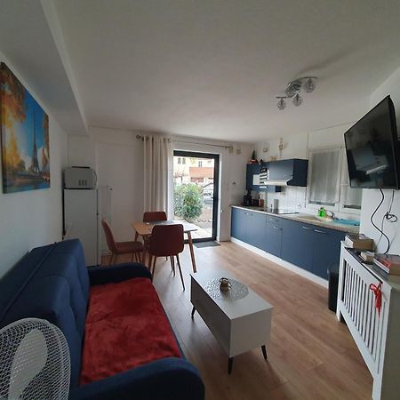 Studio Equipe Et Meuble St Cyprien سان سيبريان المظهر الخارجي الصورة